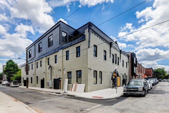 Foto del edificio - 619 N 35th St