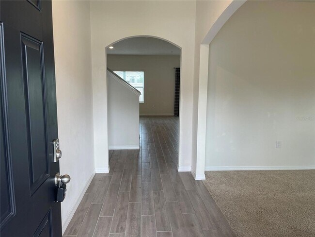 Building Photo - 6065 SW 84th St