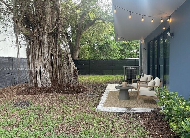 Building Photo - 5198 NW 3rd Ave