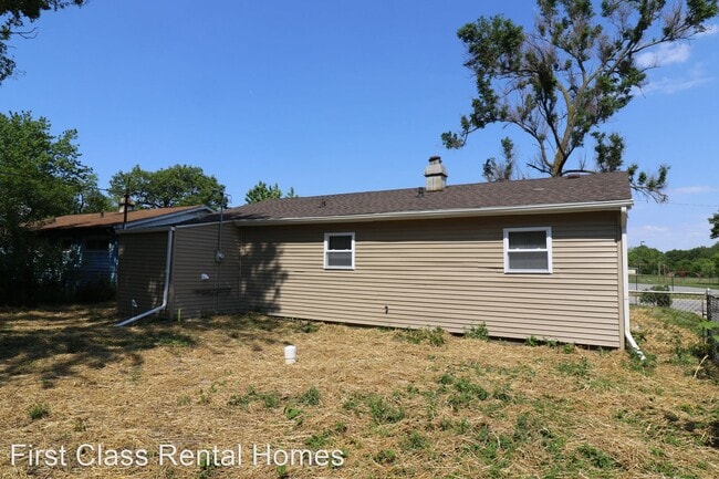 Building Photo - 4 br, 1 bath House - 2148 Whitcomb St