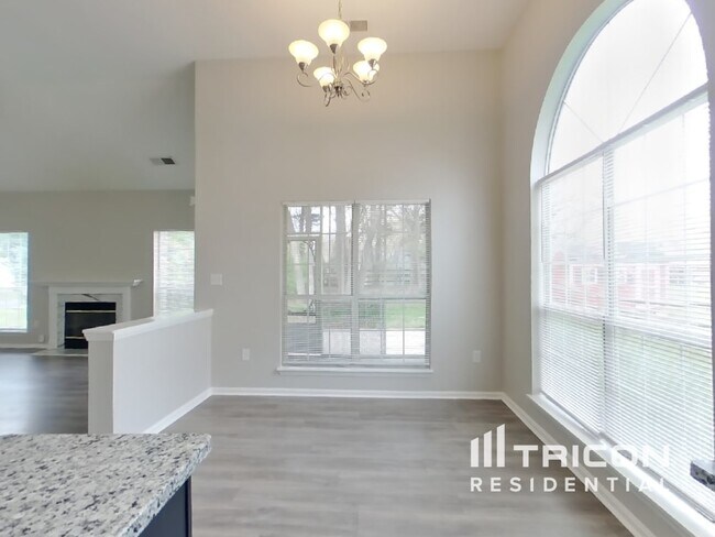 Building Photo - 11901 Harris Pointe Drive Charlotte NC
