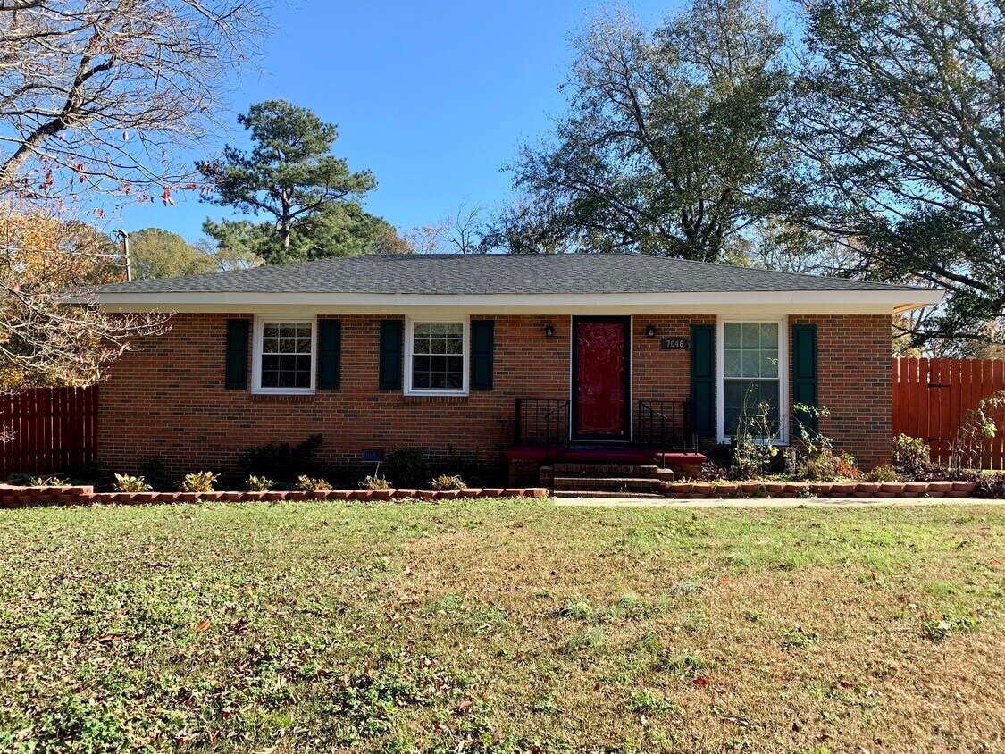 Foto principal - 7046 Ryan St