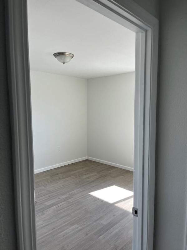 Foto del edificio - 2204 E 24th St