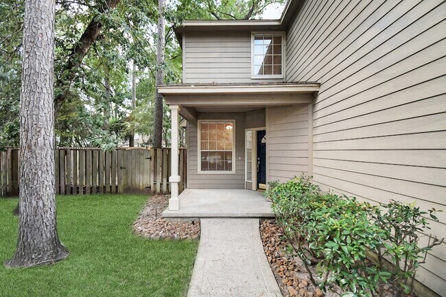 Building Photo - 60 Lakeridge Ct