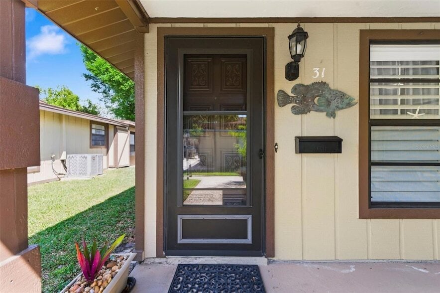 Photo - 1980 Tahitian Place Unit 31