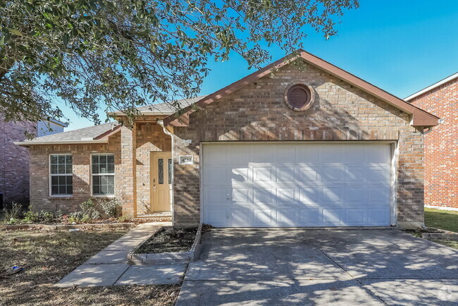 Building Photo - 4720 Fox Sedge Ln