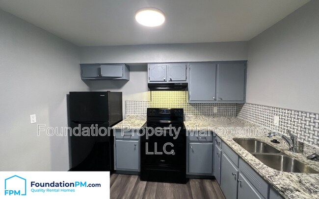 Foto del edificio - 1283 E Raines Rd