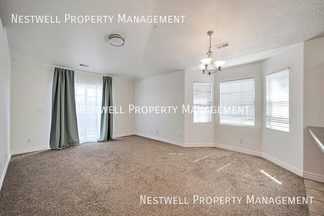 Building Photo - Top Floor 3-bed Condo In West Jordan!