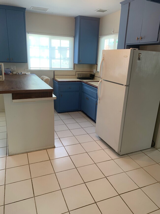 Foto del edificio - 1016 Palm Ave