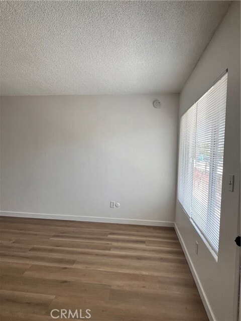 Building Photo - 2844 Ardmore Ave