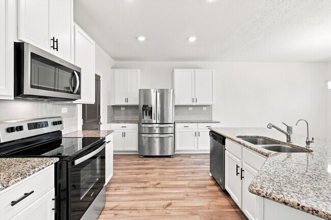 Building Photo - 3802 Putnam Fields