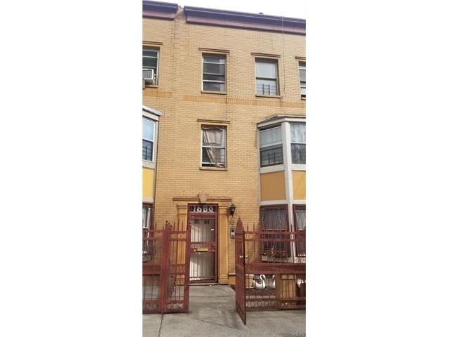 Primary Photo - 1680 Monroe Ave