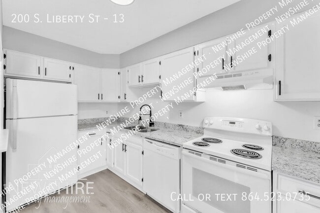 Foto del edificio - 200 S Liberty St