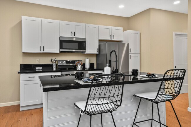 Foto del edificio - 1220 E Pacific St