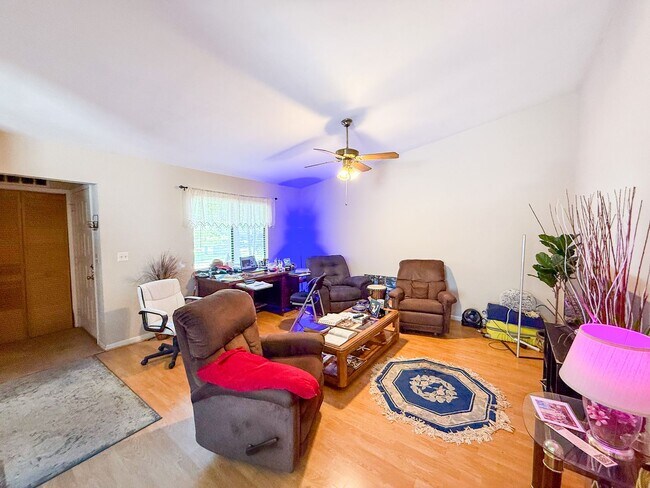 Foto del edificio - 2034 SW 73rd Terrace