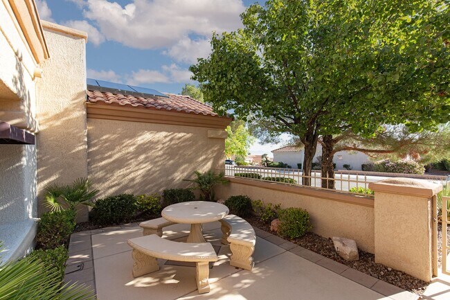 Foto del edificio - Sun City Summerlin in the Golf course