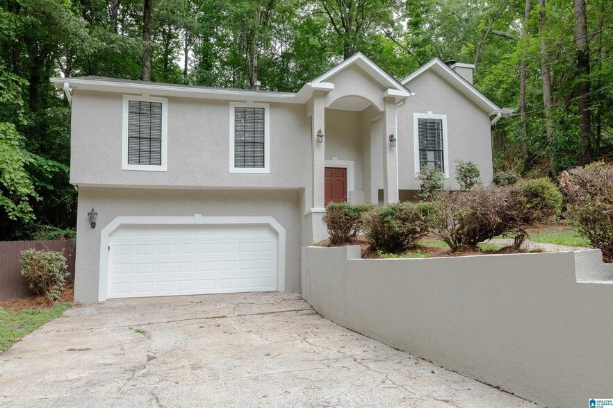 Foto principal - 3612 Chaumont Dr