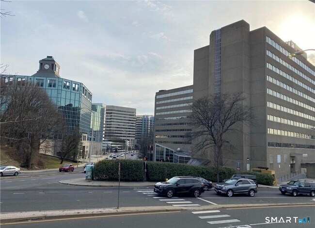 Foto del edificio - 300 Broad St