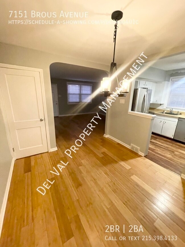 Building Photo - 7151 Brous Ave