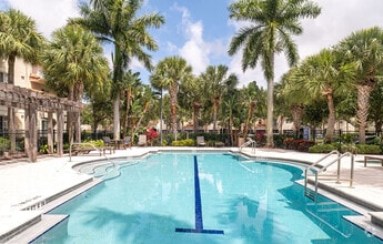 Building Photo - Cortland Portofino Place