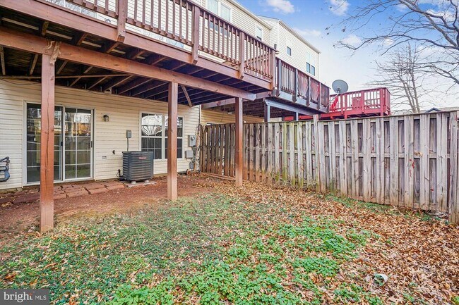 Building Photo - 45482 Pine Trail Terrace