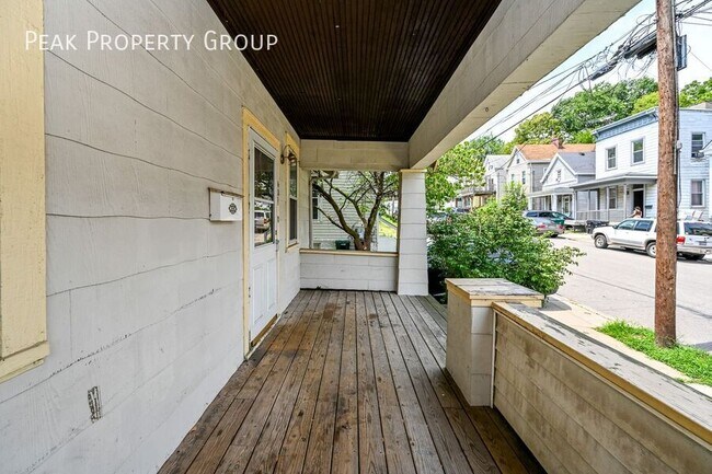 Photo - 409 Ada St Apartment