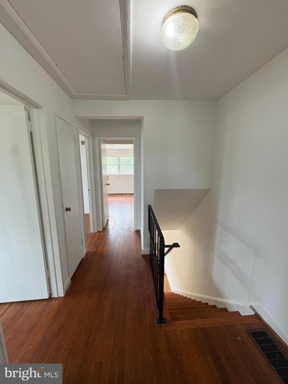 Building Photo - 6212 Carters Ln