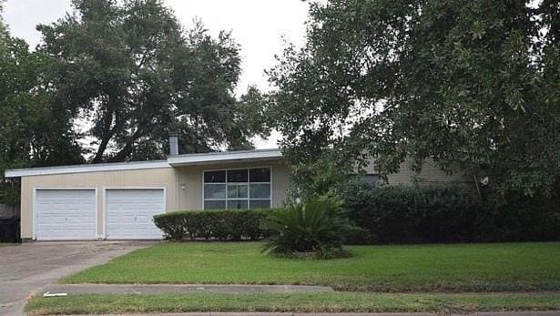 Primary Photo - 4410 Kingfisher Dr