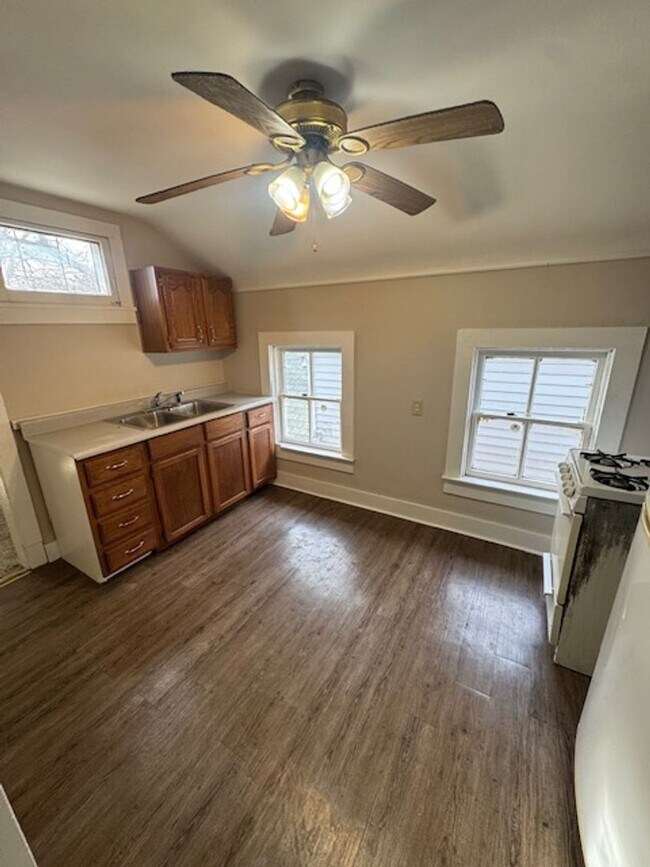 Foto del edificio - 619 3rd St