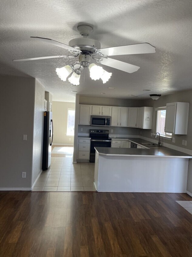 Building Photo - Available Now!!