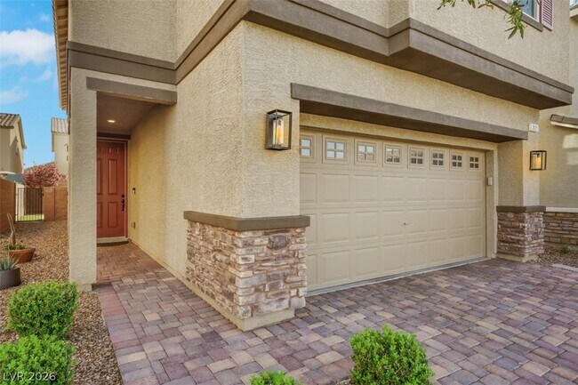 Foto del edificio - 3021 Taranto Heights Ave