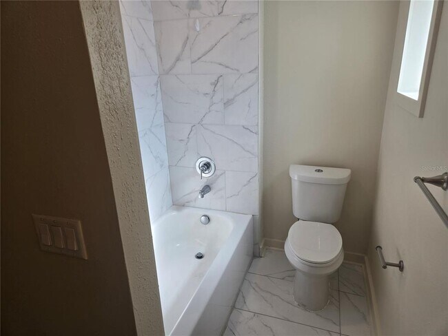 Foto del edificio - 4500 3rd Ave S
