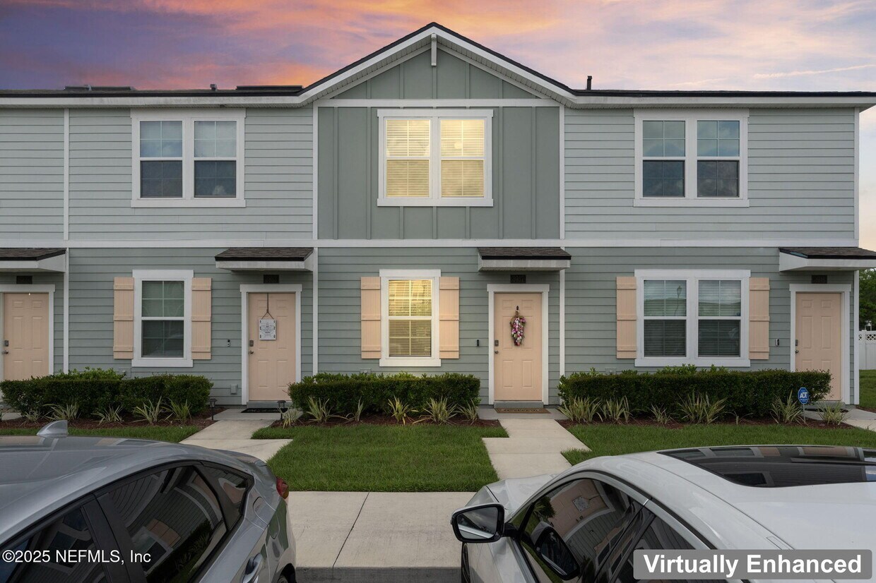 Foto principal - 3937 Oak Mill Rd
