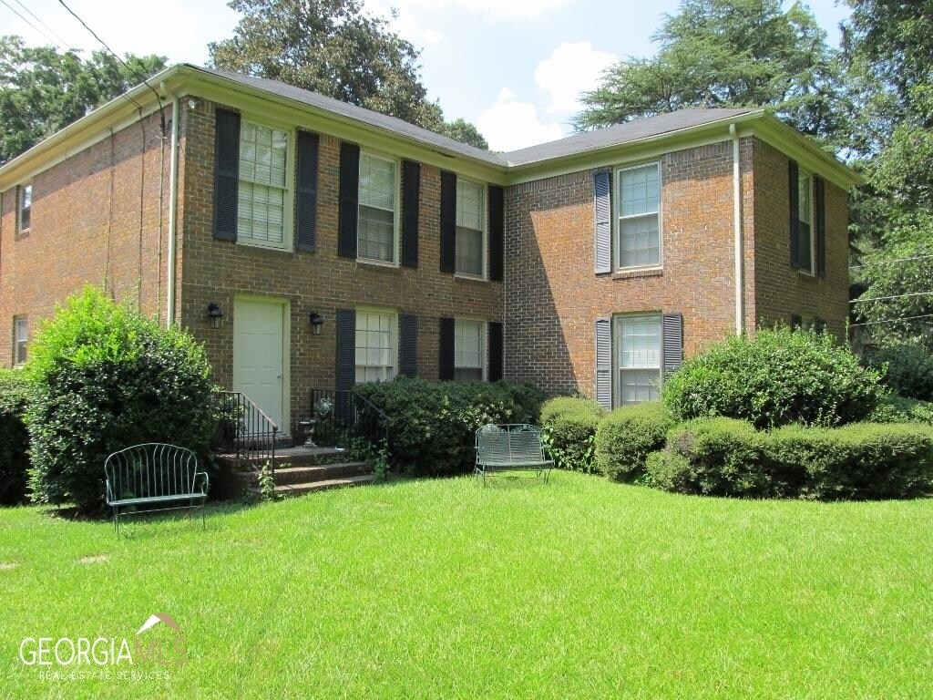803 Ridge St Unit B, LaGrange, GA 30240 Room for Rent in LaGrange, GA