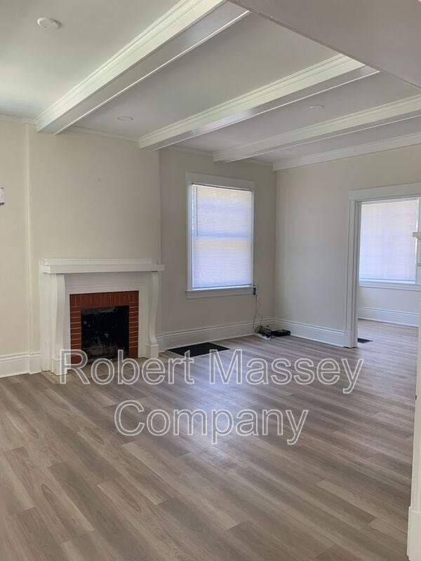 Building Photo - 2401 Boulevard Napoleon
