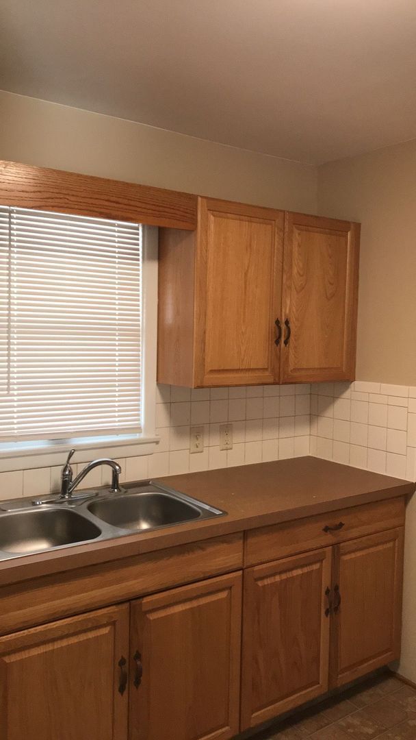 Foto del edificio - 2 Bedroom 2 Bath House with detached Garage
