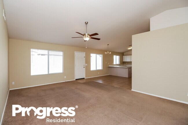 Building Photo - 8046 E Fairfield St