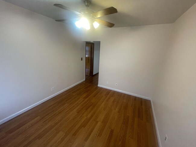 172 Tonnelle Ave Unit 2f, Jersey City, Nj 07306 - Condo For Rent In 