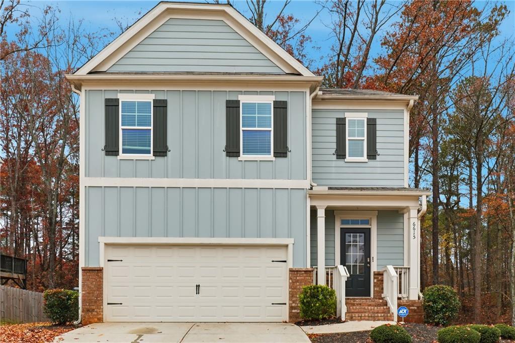 Foto principal - 6615 Bluffview Dr