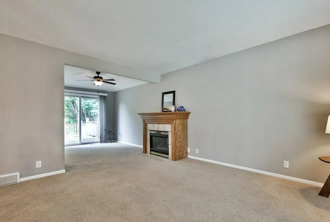 Foto del edificio - 2612 N 143rd St