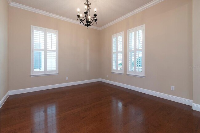 Building Photo - 2987 Lindale Ave