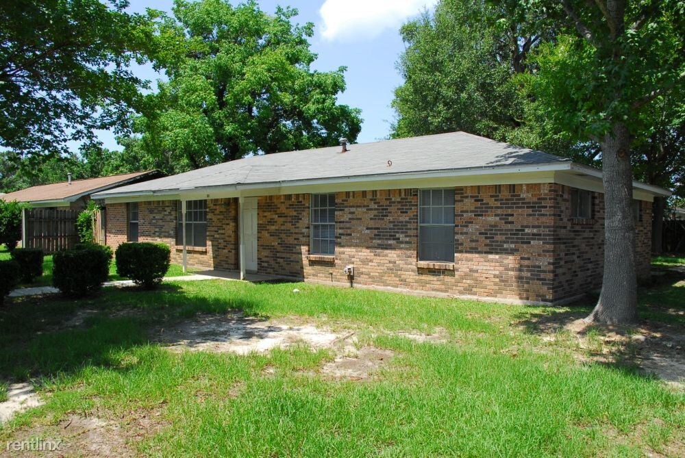Primary Photo - 3 br, 2 bath House - 100 Ralph Dr
