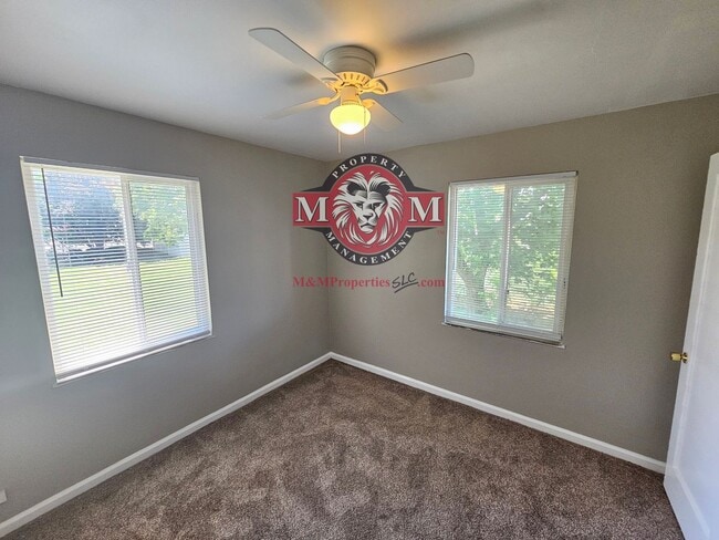 Building Photo - Great 4 Bd Home in Murray