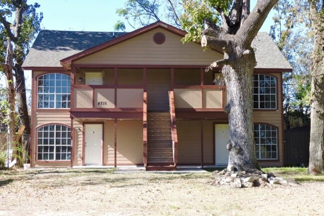 Los apartamentos de Emma - 4711 Averill St
