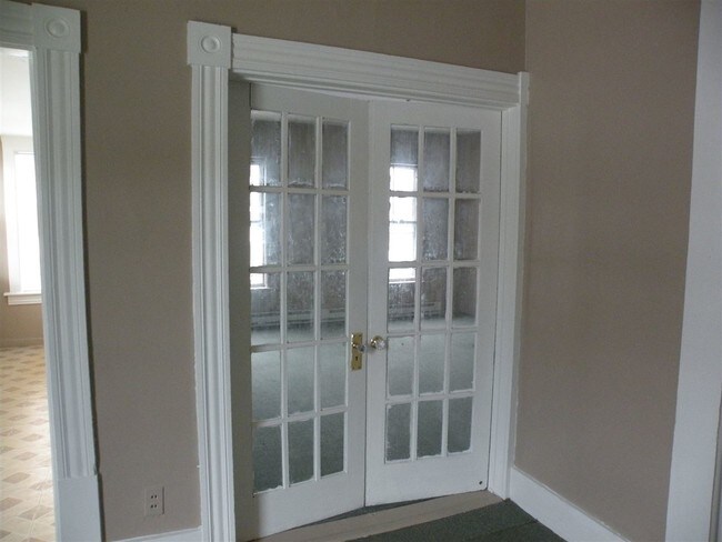 Foto del edificio - 739 Hall St