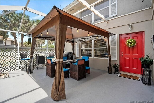 Building Photo - 3273 SW Sunset Trace Cir