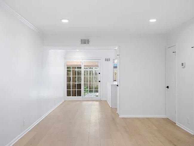 Foto del edificio - 5025 Hillsboro Pike