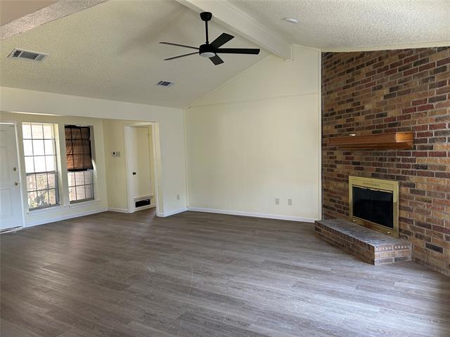Building Photo - 2302 Phoenix Dr