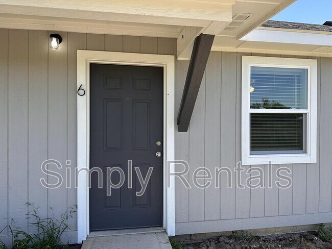 Building Photo - 11015 I-30 Frontage Rd