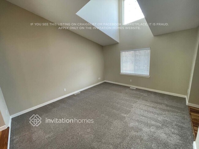 Foto del edificio - 19407 Valley View Dr